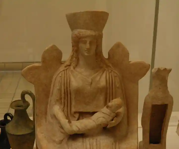 Pre-christian mother and child figure